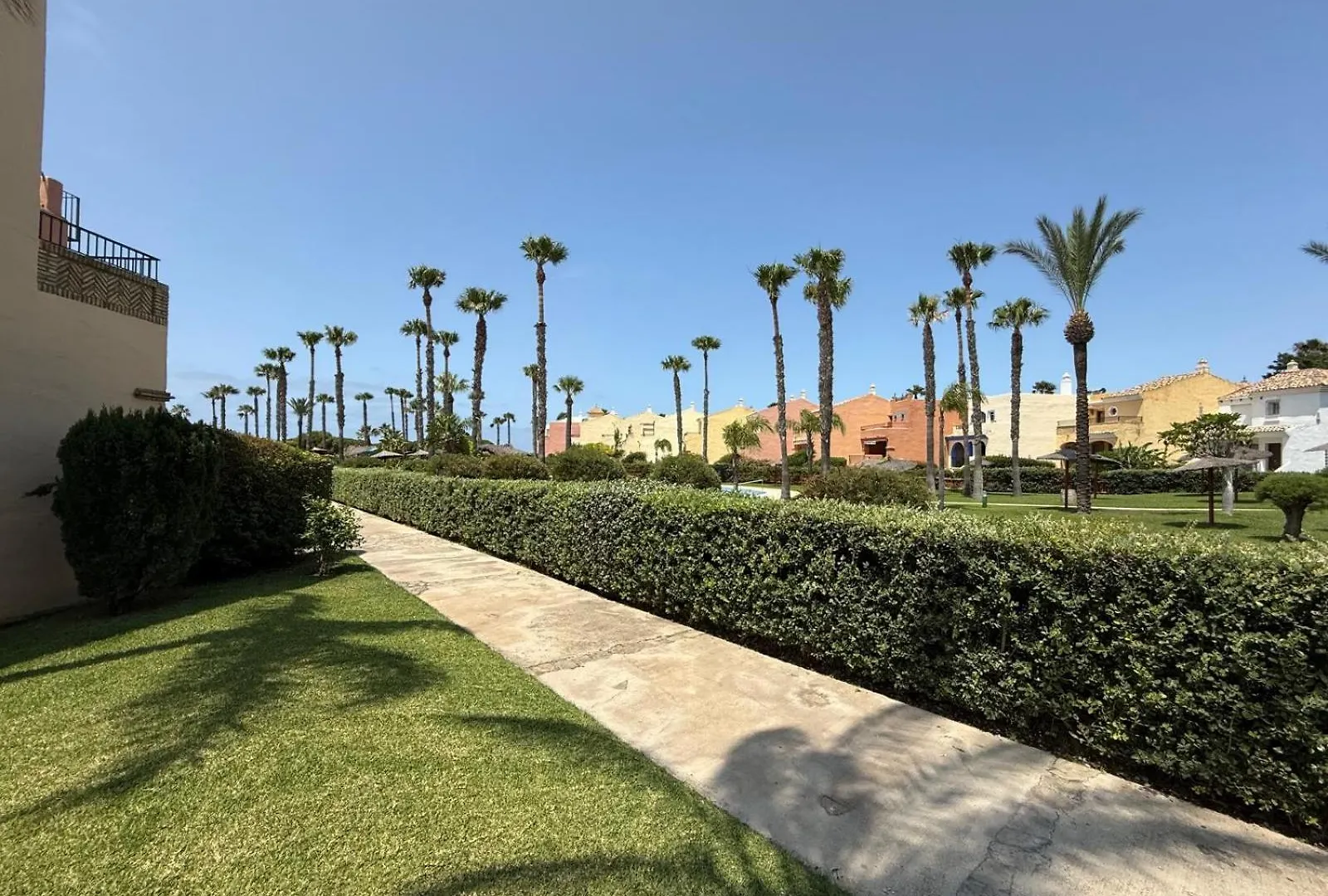 Ref. 62 Apartamento En Jardines De Zahara サアラ・デ・ロス・アトゥネス 0*,  スペイン